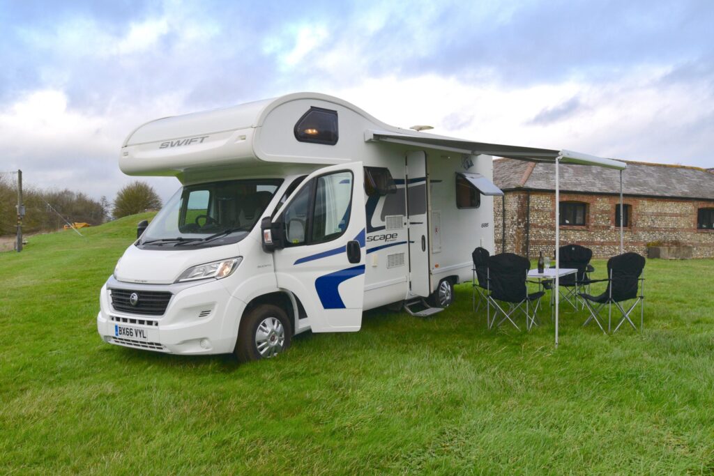 SWIFT ESCAPE 686 (2016)