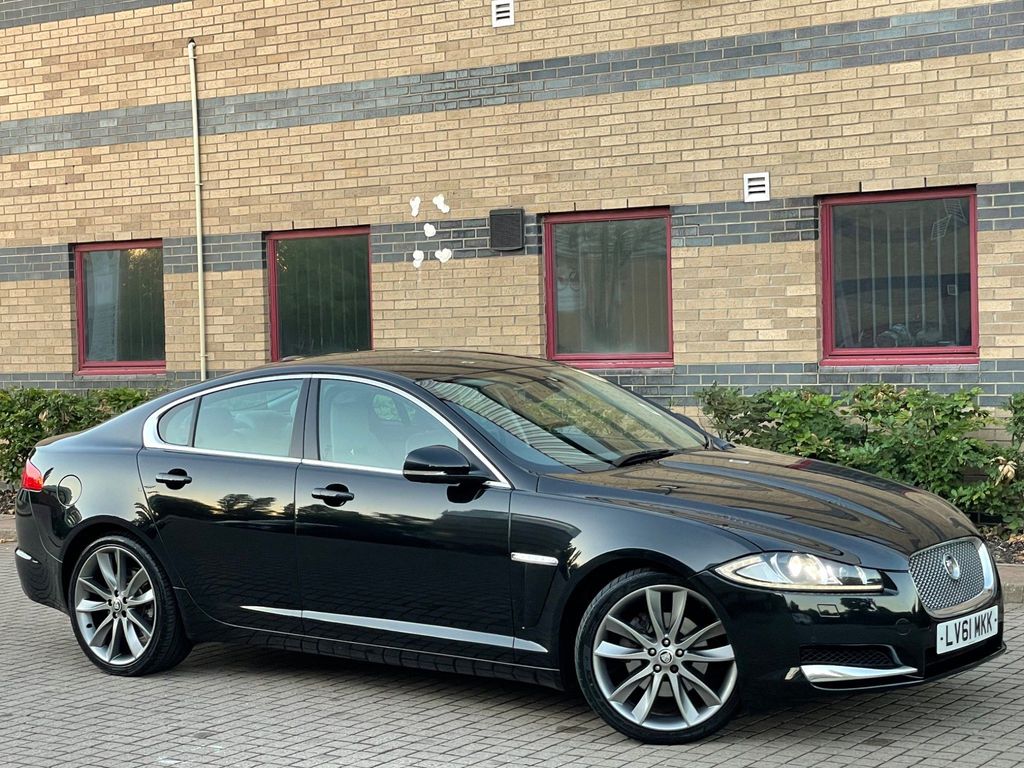 JAGUAR XF 2.2D LUXURY AUTO (2012/61)