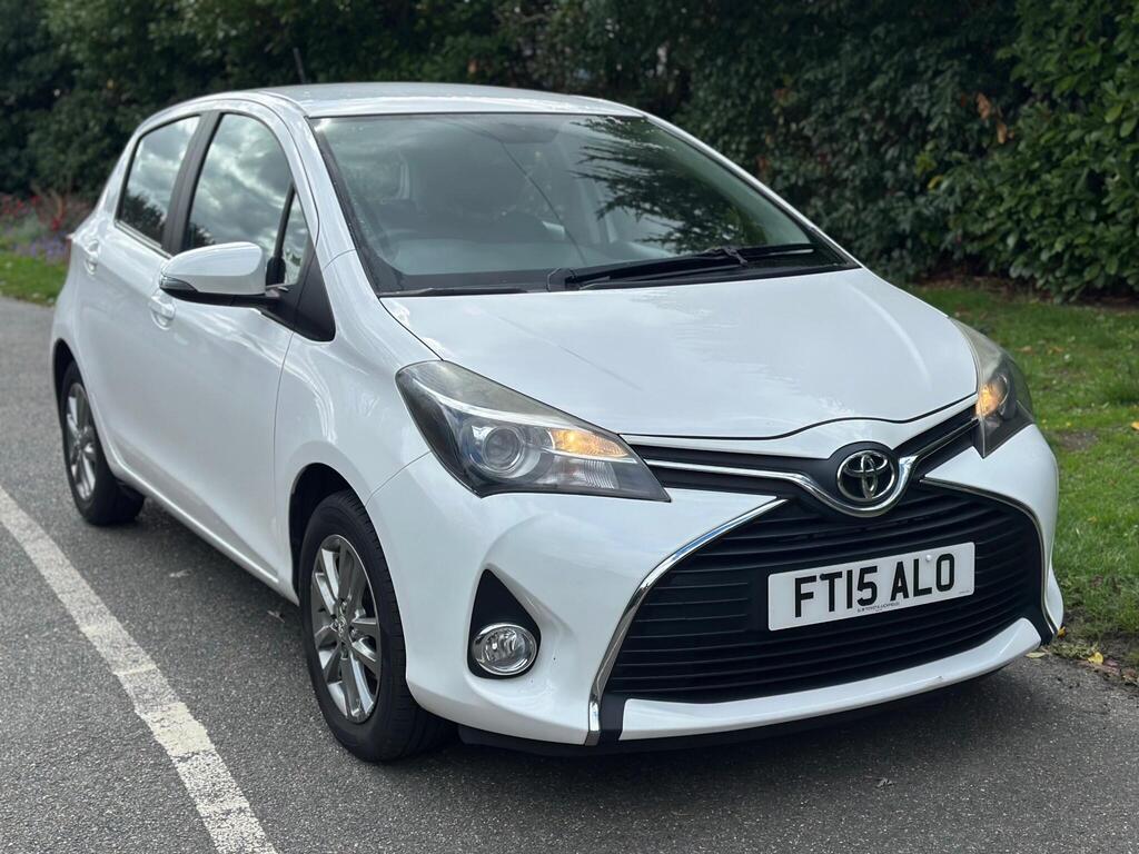 TOYOTA YARIS 1.33 DUAL VVT-I ICON (2015/15)