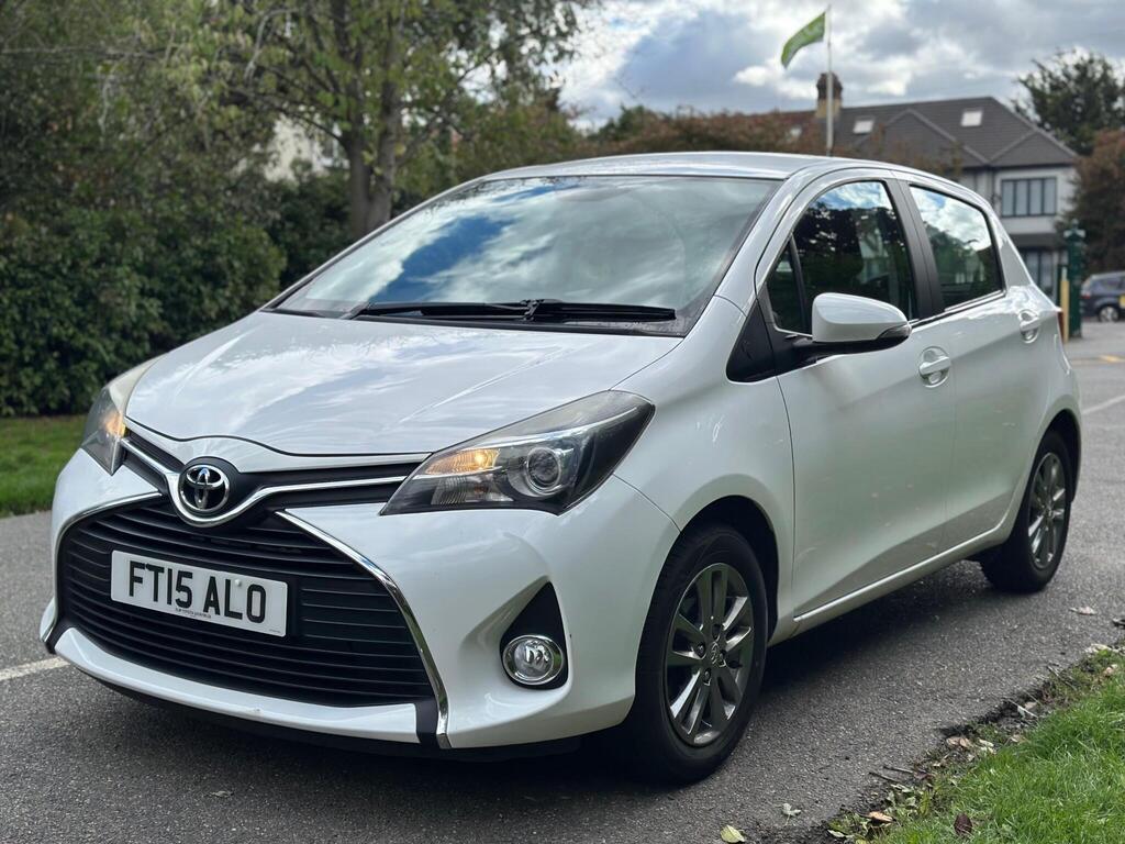 TOYOTA YARIS 1.33 DUAL VVT-I ICON (2015/15)